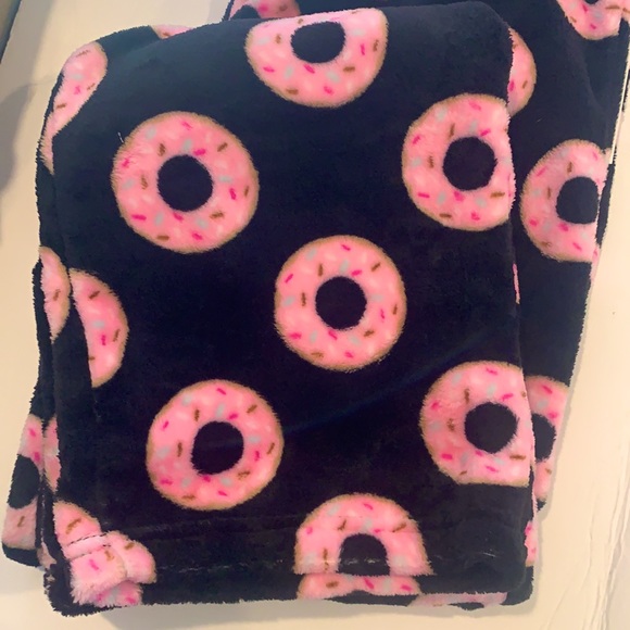 Women’s Fun Pink Donut Print Pajama Pants. - Picture 3 of 4